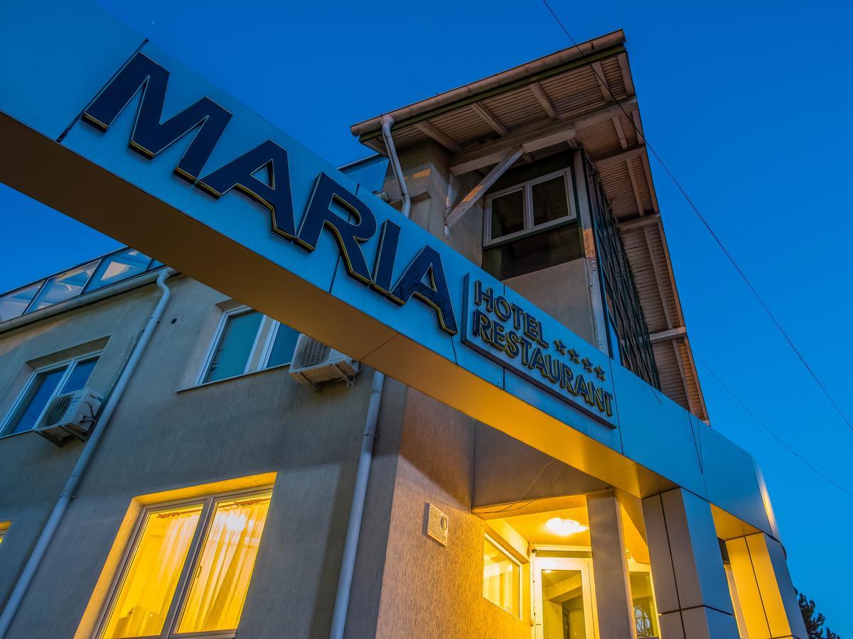 Hotel Maria Rădăuţi エクステリア 写真