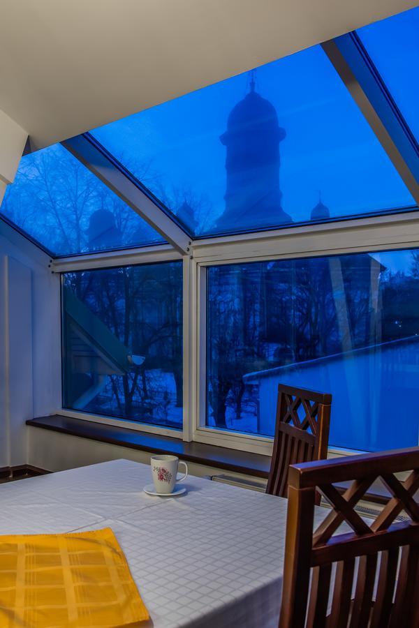 Hotel Maria Rădăuţi エクステリア 写真