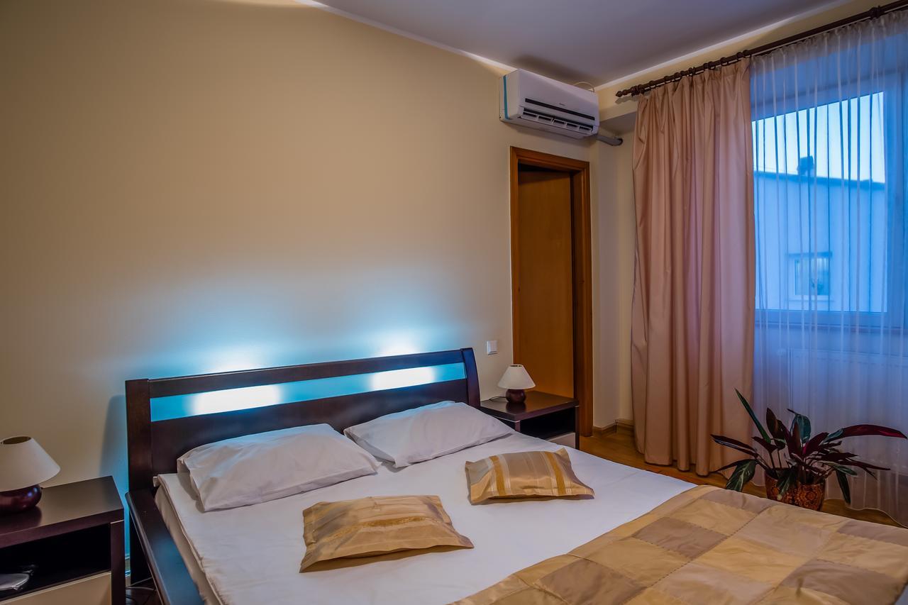 Hotel Maria Rădăuţi エクステリア 写真